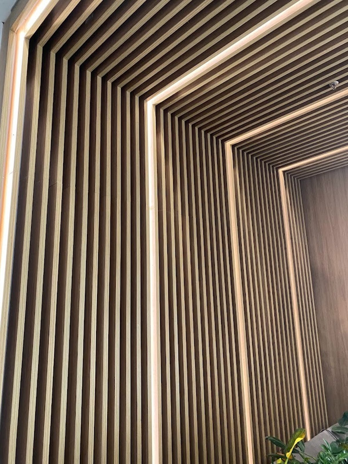 Painel Ripado Iluminado — Design | ArtePlana