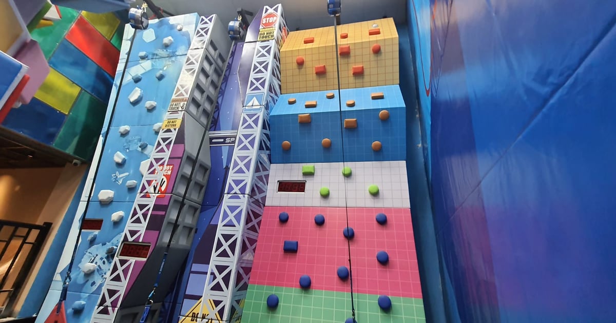 Funky li'l Munchkins, Adchini. Indoor Gaming Zone Zipline Adventure