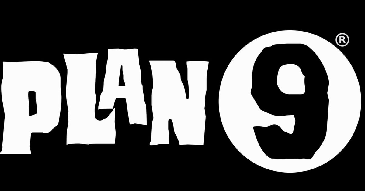 PLAN 9 | Official Classic Horror Movie Apparel & Streetwear