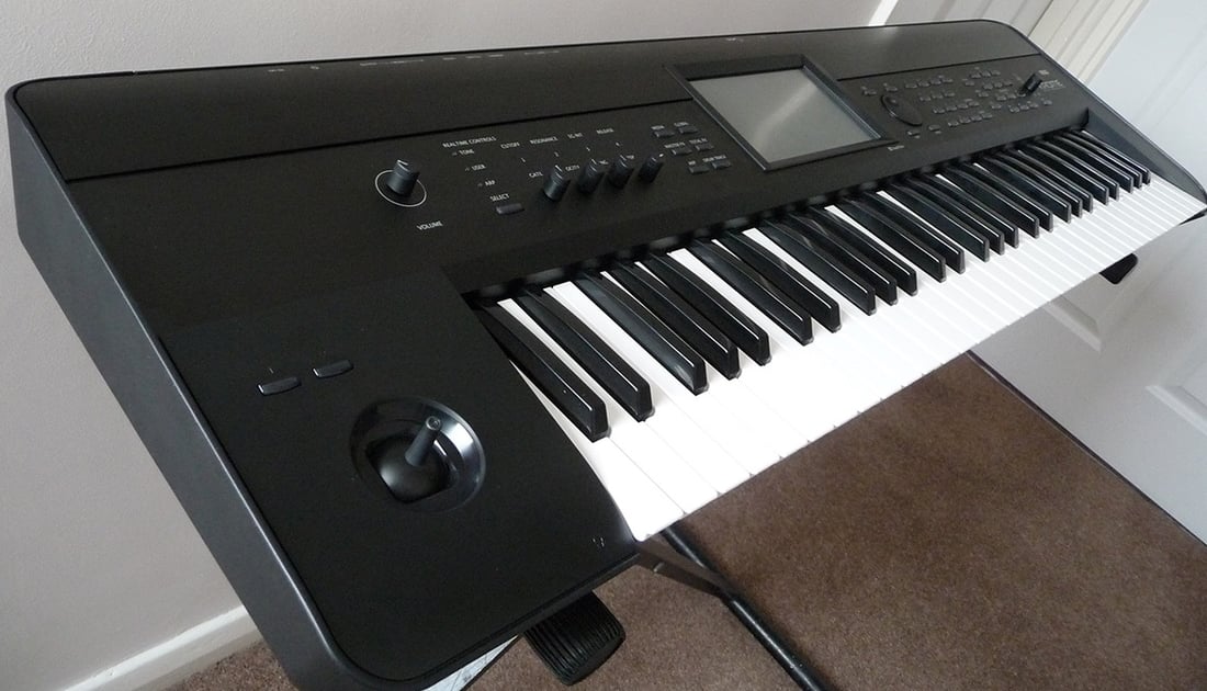 Korg Krome 61 Keyboard Review | Russ Davey Creative Services