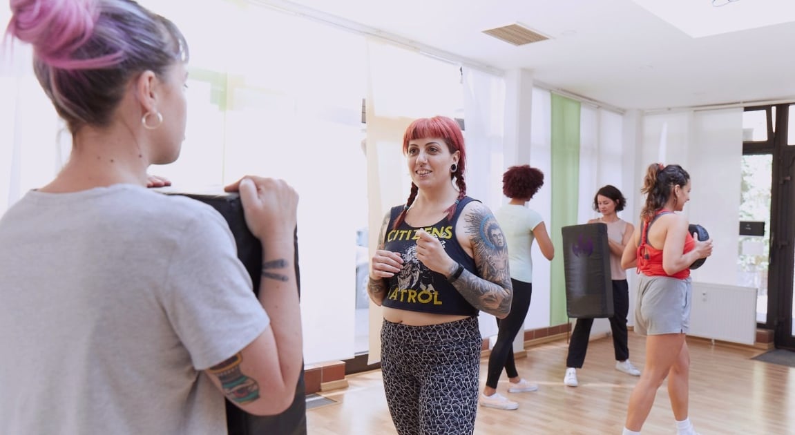 Women's Self-Defense Courses Near You | Pretty Deadly [City Name ...