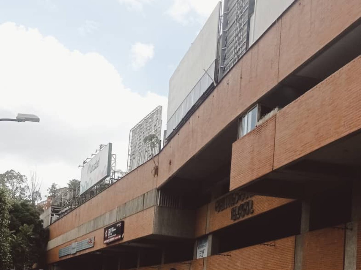 Local CC El Sol — Santa Paula, Caracas