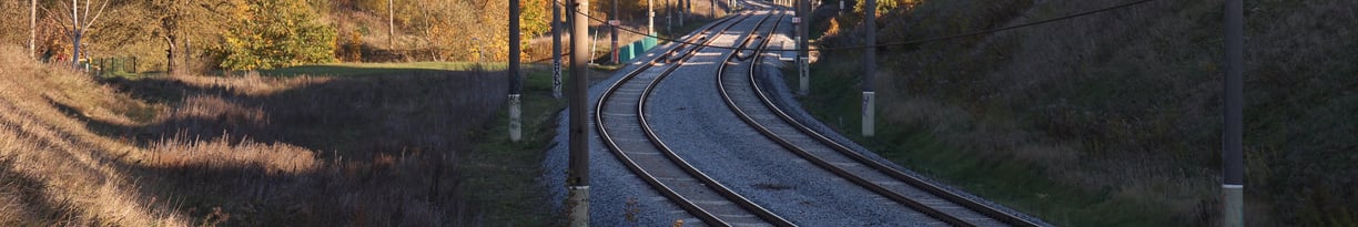 ASMENŲ, KURIŲ DARBAS NETIESIOGIAI SUSIJĘS SU GELEŽINKELIŲ TRANSPORTO EISMU, EGZAMINAI
