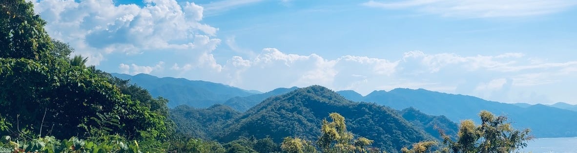 Raise a sacred family Mexico