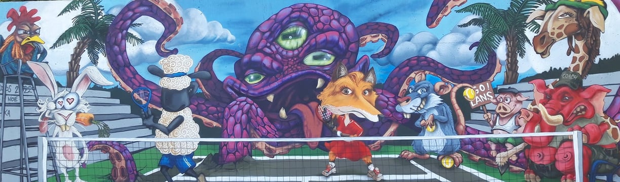 Initiation graff aec activ'Ados sur Lans en Vercors. Thème : la caricature, sur le mur de tennis.