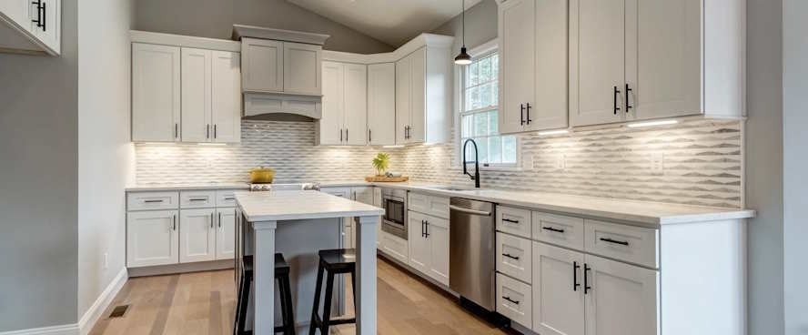 Custom Kitchen Cabinets