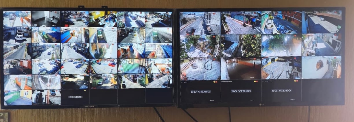 Pantallas para CCVT mostrando la imagen de las cámaras de vigilancia