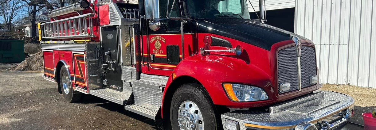 lowndes county ms red fire truck