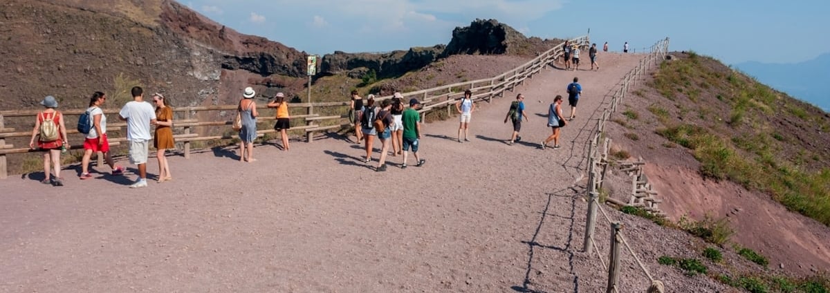 Ingresso del Parco Nazionale del Vesuvio raggiungibile da Cercola