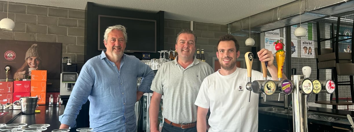 uitbaters sportcafé waregem Sportkaffee Desselgem