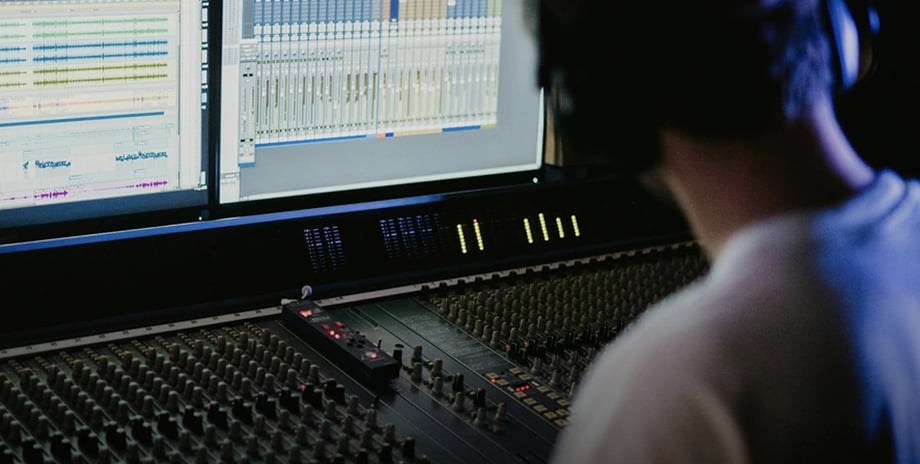 GR Studio man