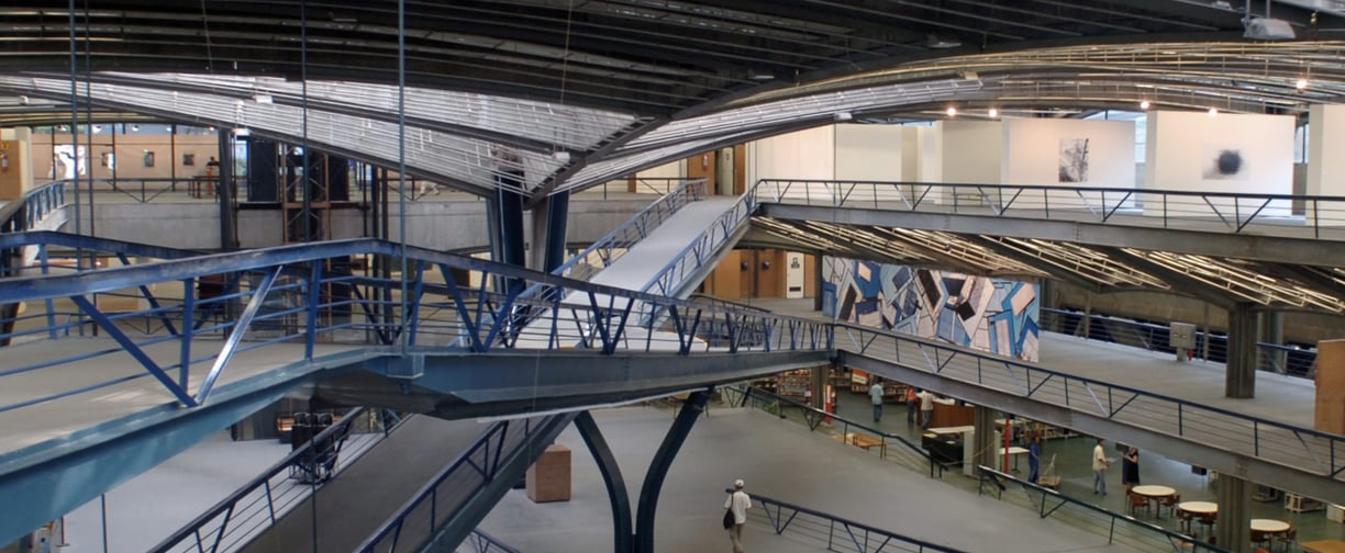 O Centro Cultural São Paulo é um local multifacetado com uma biblioteca impressionante, exposições .