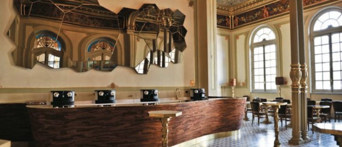 Teatro Municipal de São Paulo é uma joia da arquitetura e da cultura da cidade. Conhecido por suas a