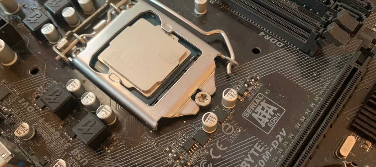 a computer motherboard with a cpu and a cpu