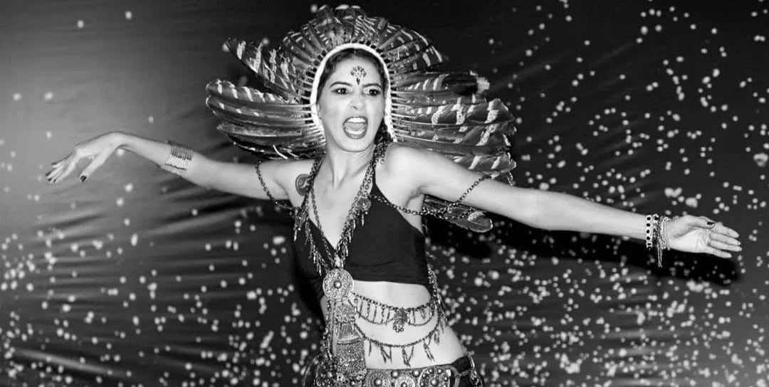 Bruna Ribeiro Carvalho se destaca como dançarina e coreógrafa de Tribal Brasil