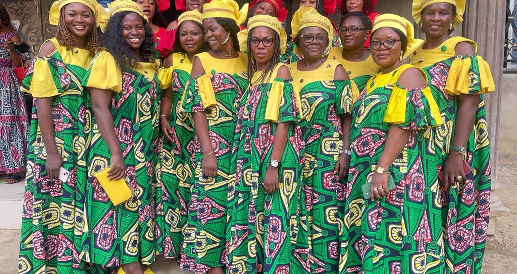 Nseni Women in Douala