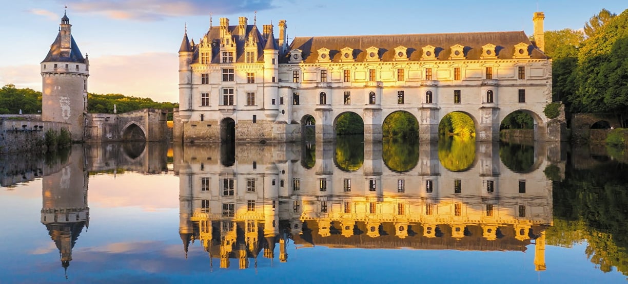 Chateau Loire Valley French Castle Chenonceau River