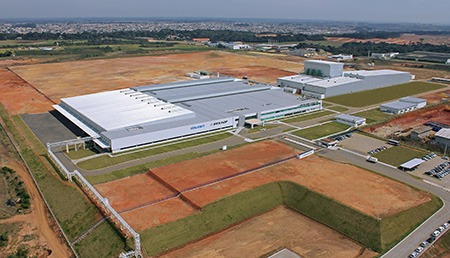 Piso de concreto reforçado com fibras