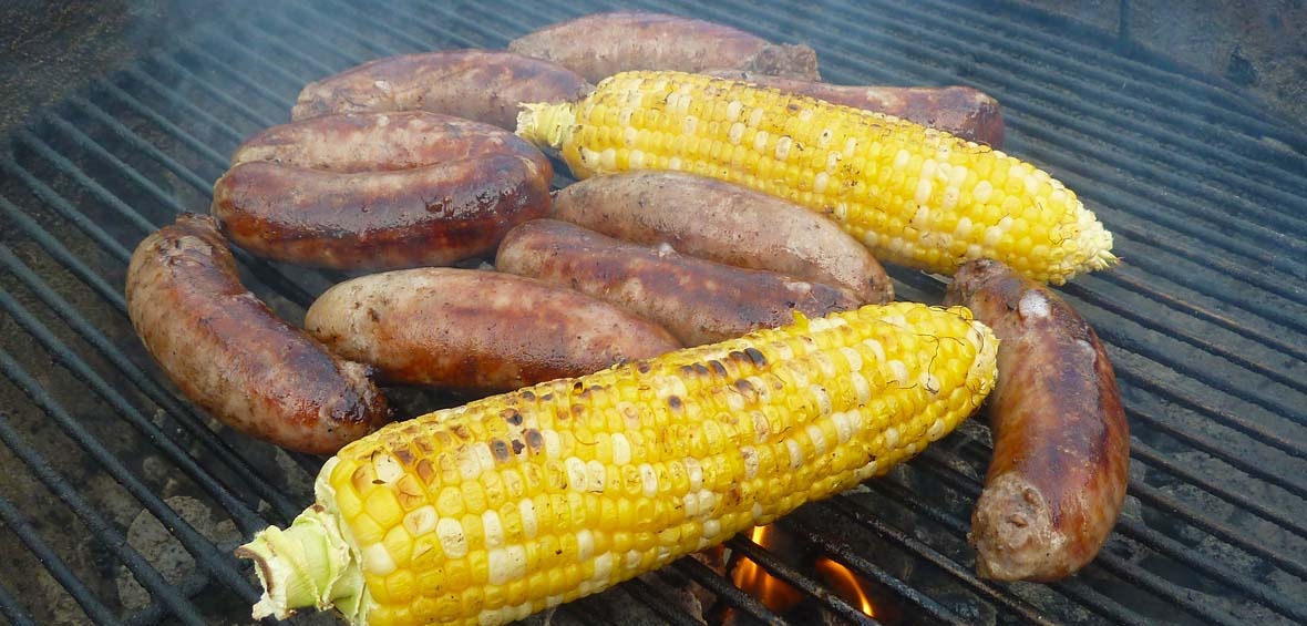 BBC Combo (brats + Corn on the Cob)