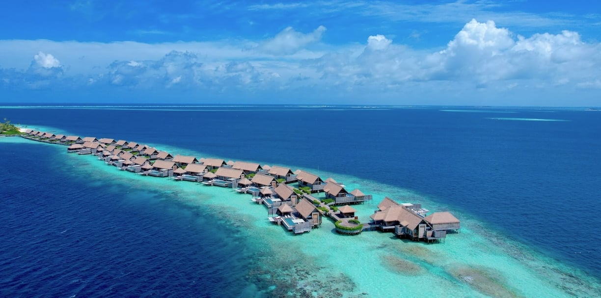 waldorf-astoria-ithaafushi-maldives-drone-view-3