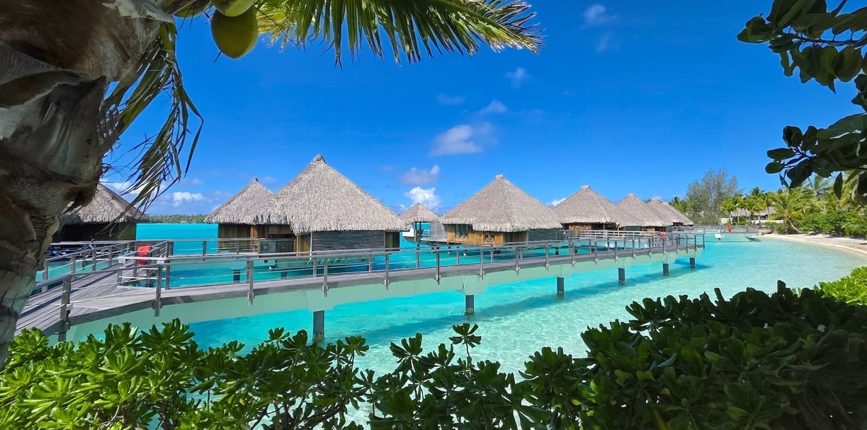 st-regis-bora-bora-overwater-villa
