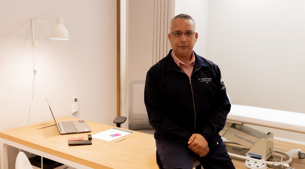 Dr. Leonardo Campos - Acupuntura em Salvador