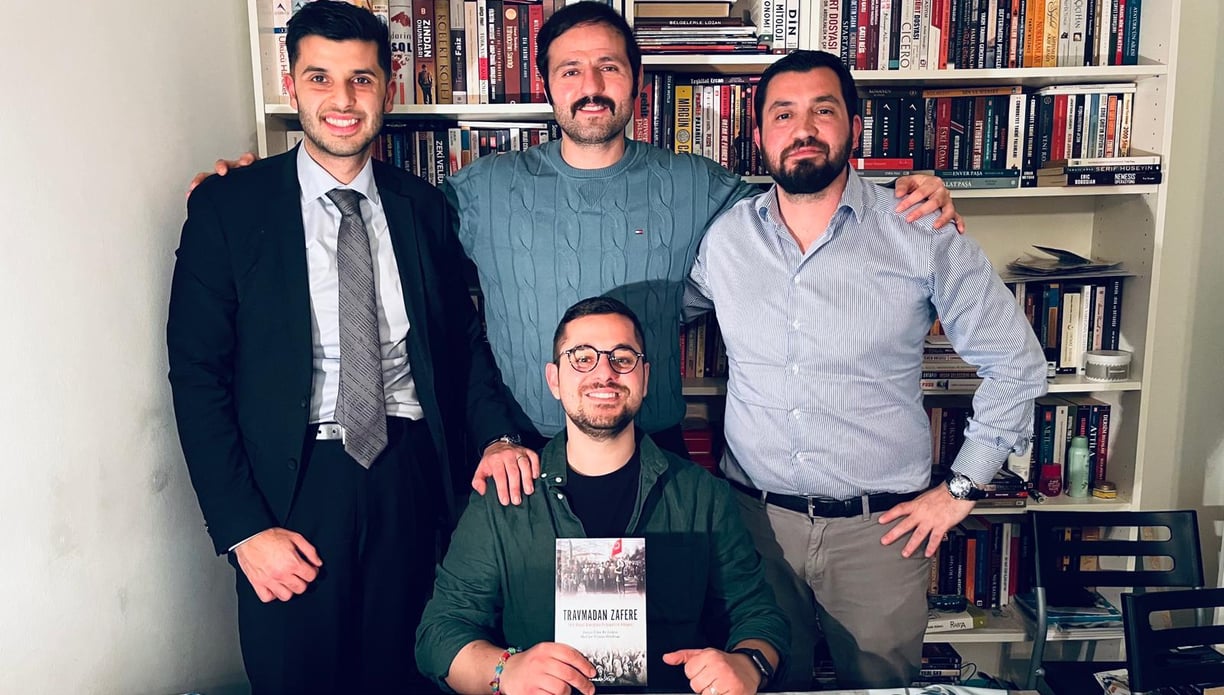 Yazarlarla Söyleşiler İnstagram Canlı Yayın
