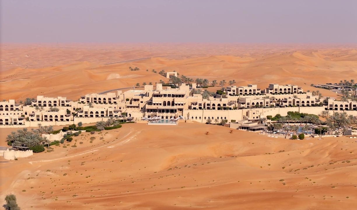 anantara-qasr-al-sarab-drone-view