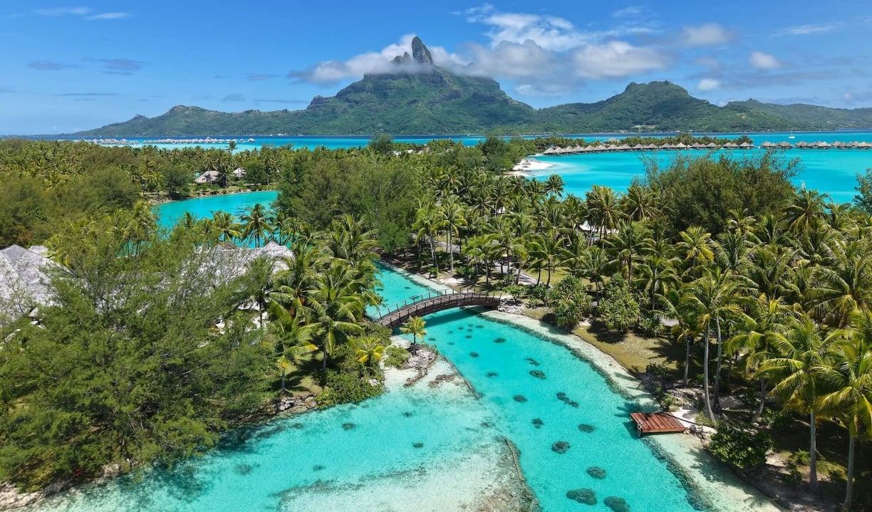 st-regis-bora-bora-drone-lagoonarium