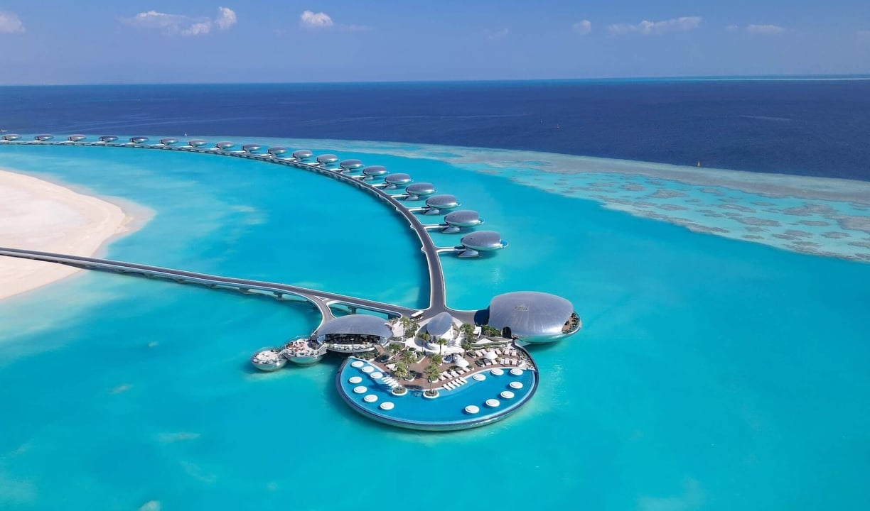 shebara-resort-drone-adults-pool-2