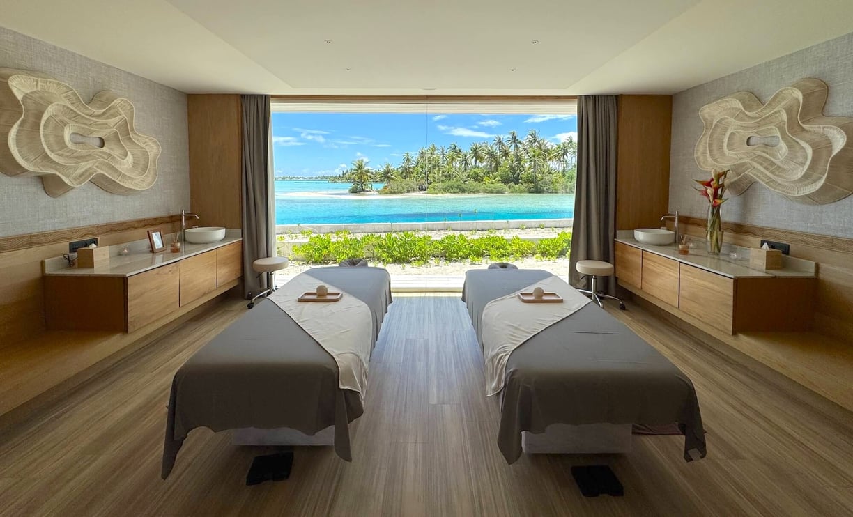 the-westin-bora-bora-spa-treatment-room
