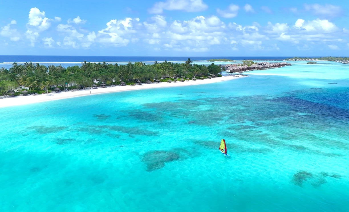 Four Seasons Kuda Huraa drone beach view