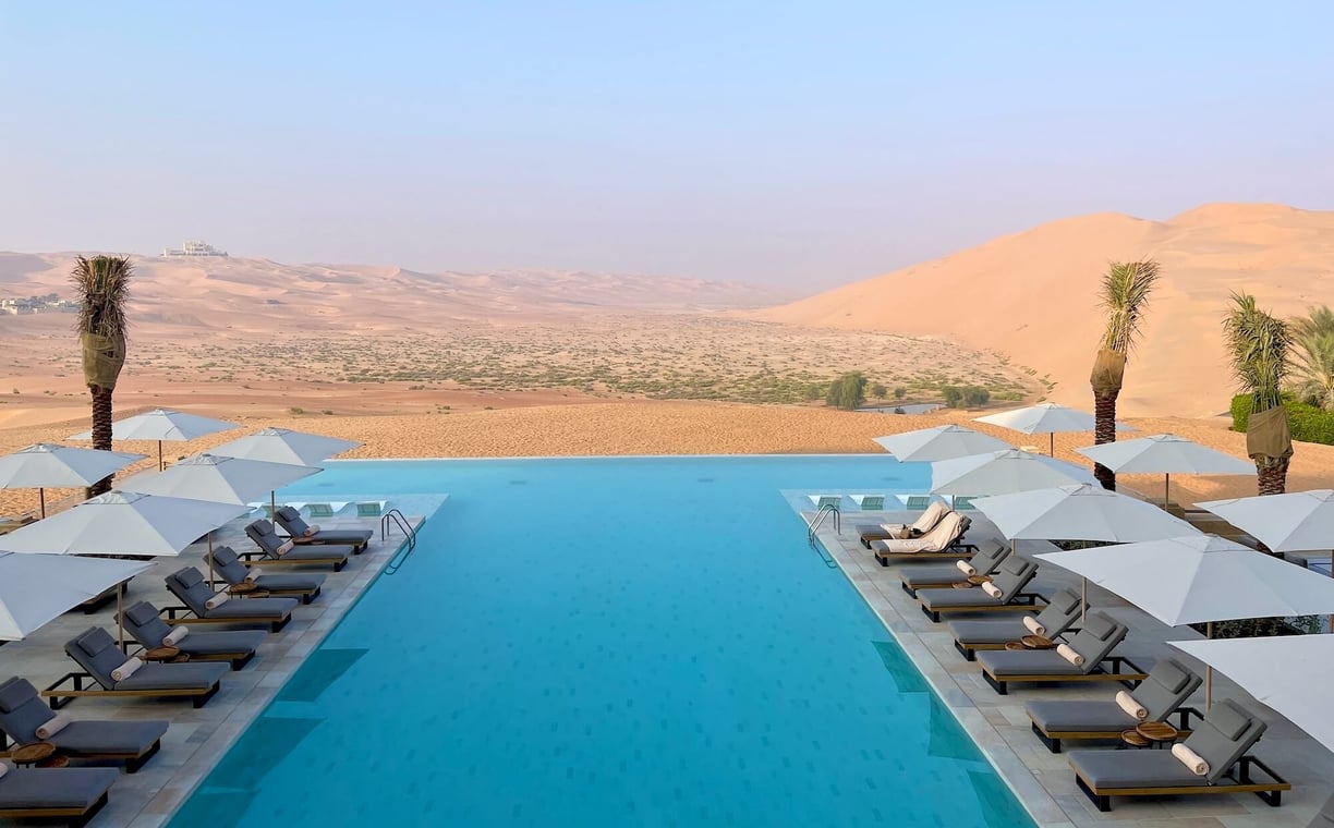 anantara-qasr-al-sarab-adults-pool