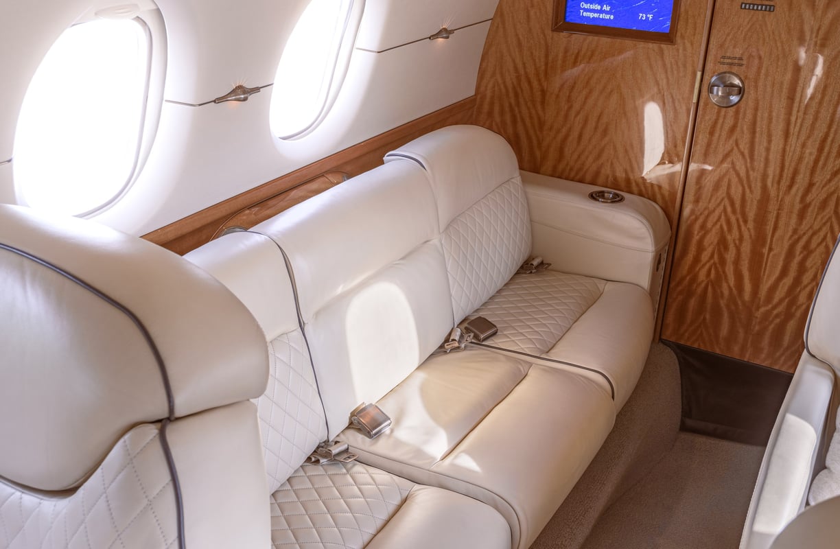 Hawker 800xp Cabin Interior SERLX