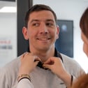 Client de la vidéaste léa olivier de chez louvel en tournage de film d'entreprise