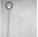 Lámpara de pared EQUILIBRIO con aro luminoso y peso suspendido