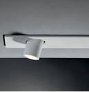 Sistema de iluminación TAUK 1 lineal con focos empotrados orientables en riel