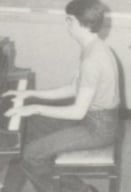 High School Pianist RH