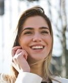 Smilling-young-businesswoman
