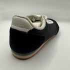KicksReboot carried out a renovation of Mango Sneakers, the sole was unglued, the photo was taken before the process