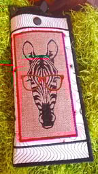 ITH-etui-lunette-motif-broderie-machine-lesbroderiesdenonette