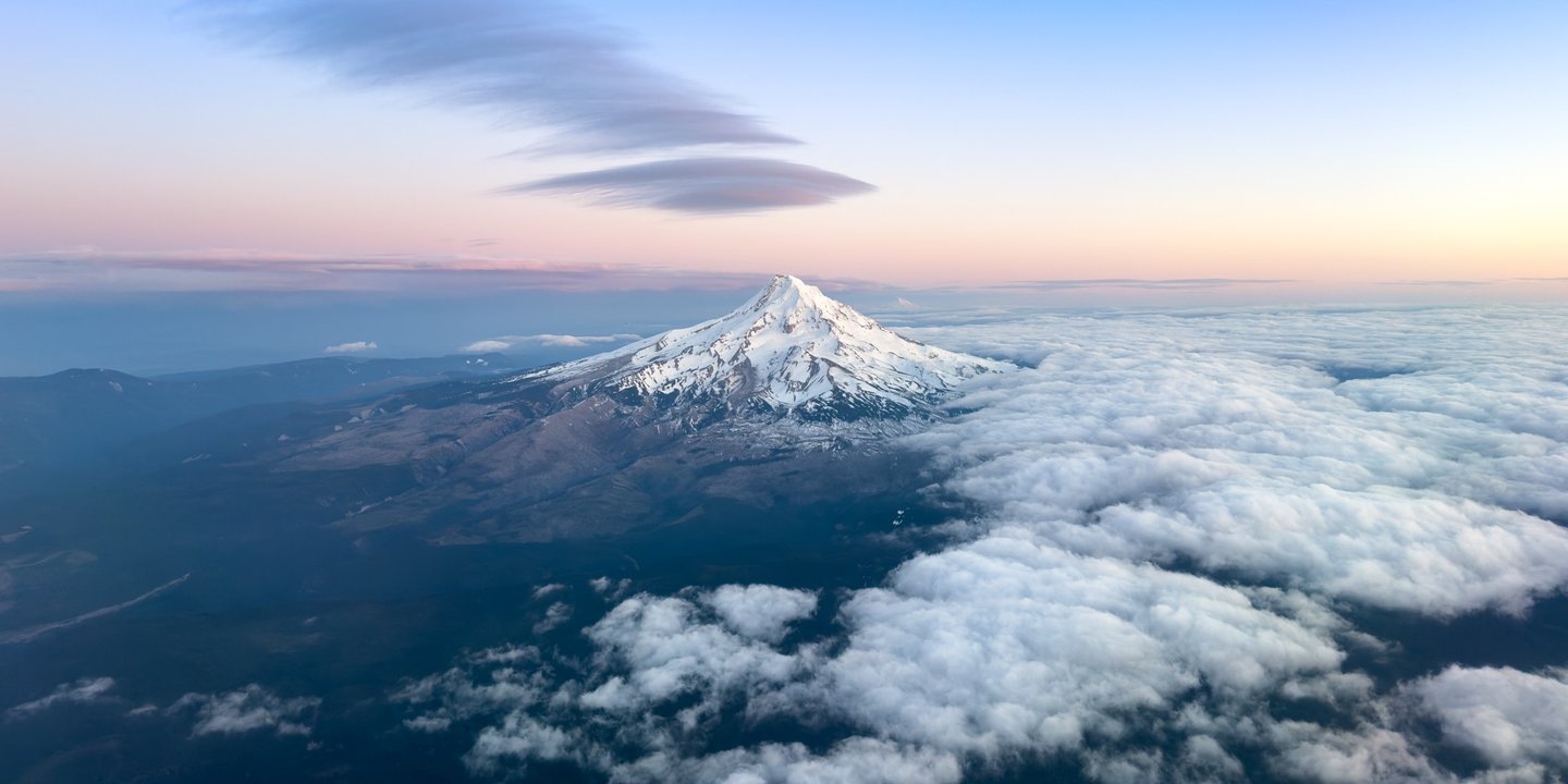 THE MOUNTAIN