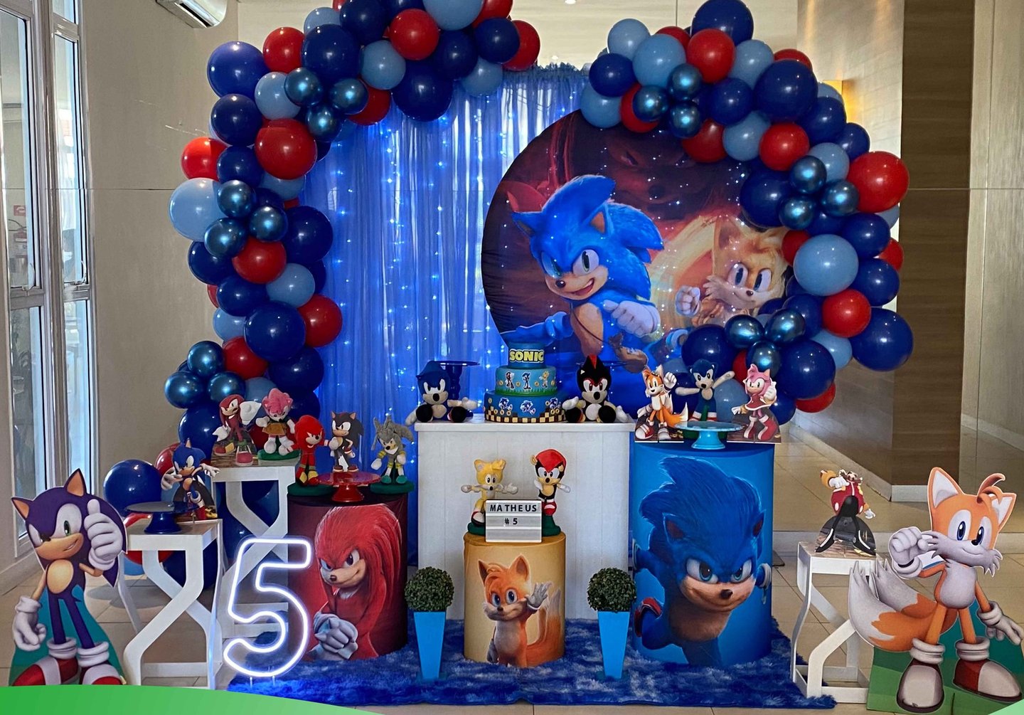 Aluguel de decoração infantil Sonic na Freguesia do Ó com mesa decorada temática para festa