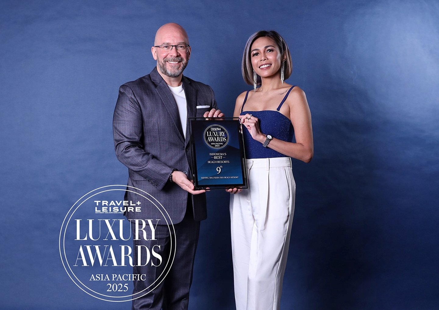 Jean Pierre Joncas (General Manager) & Aulianty Fellina (Senior DOM)