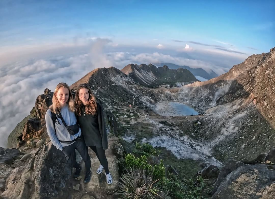 Bukit Lawang Trekking