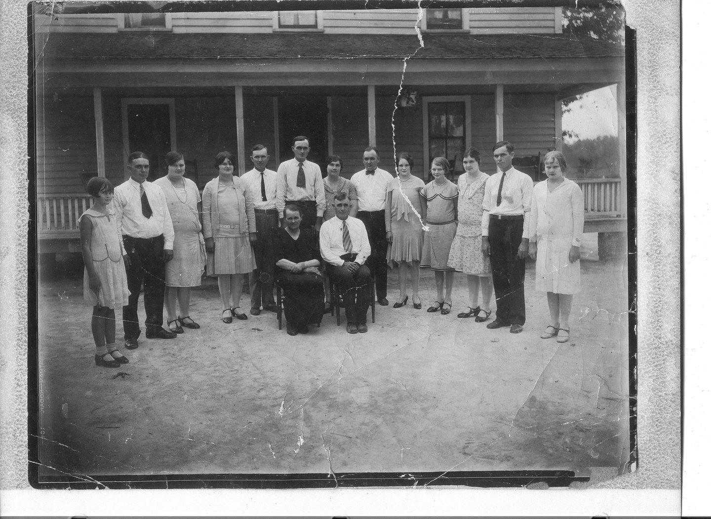 The entire family? But somebody is missing. What happened to Hilda?