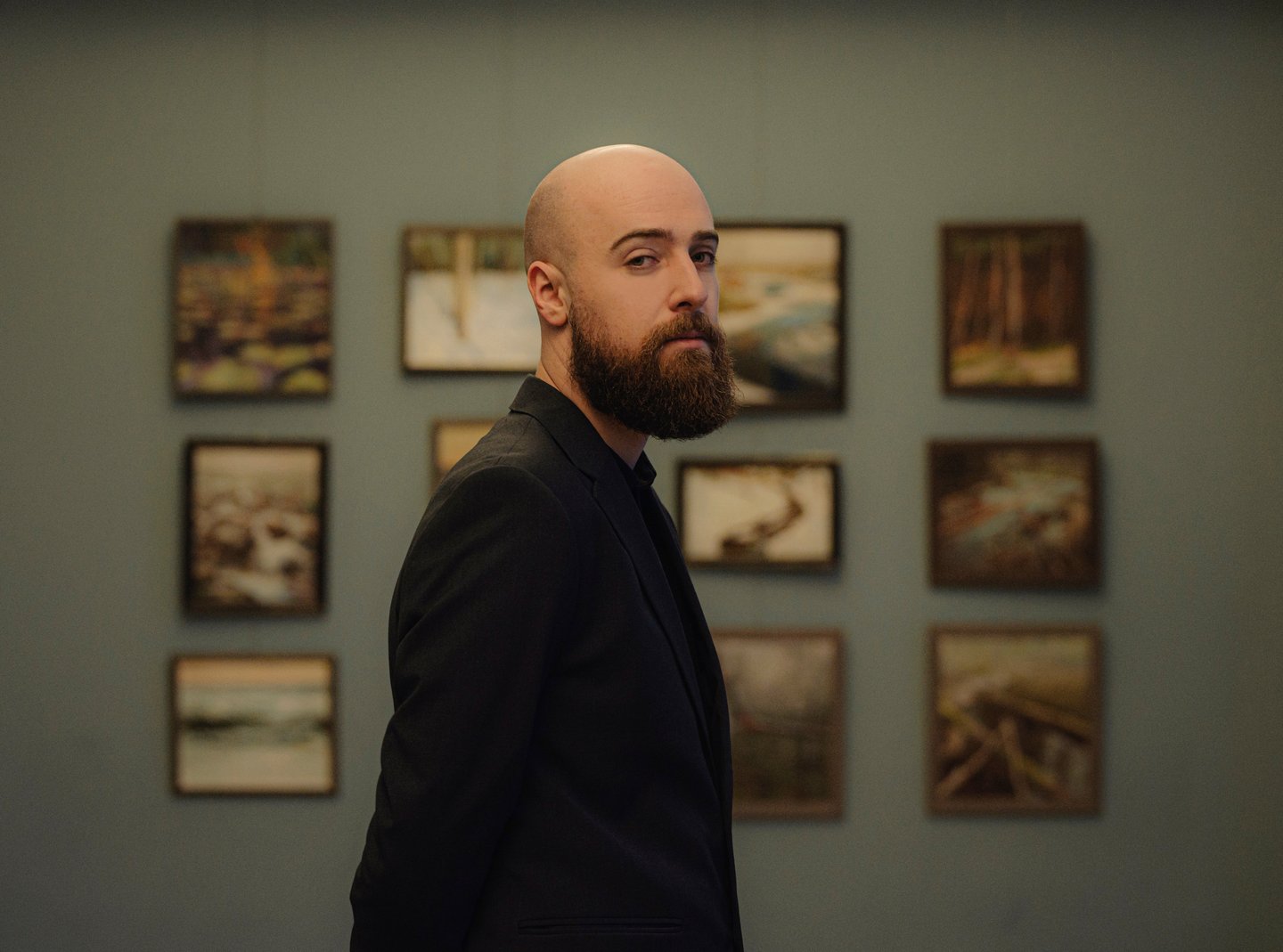 Justinas Krasuckas personalinėje parodoje "Gamtos fragmentai" Kauno Filharmonijos parodų salėje