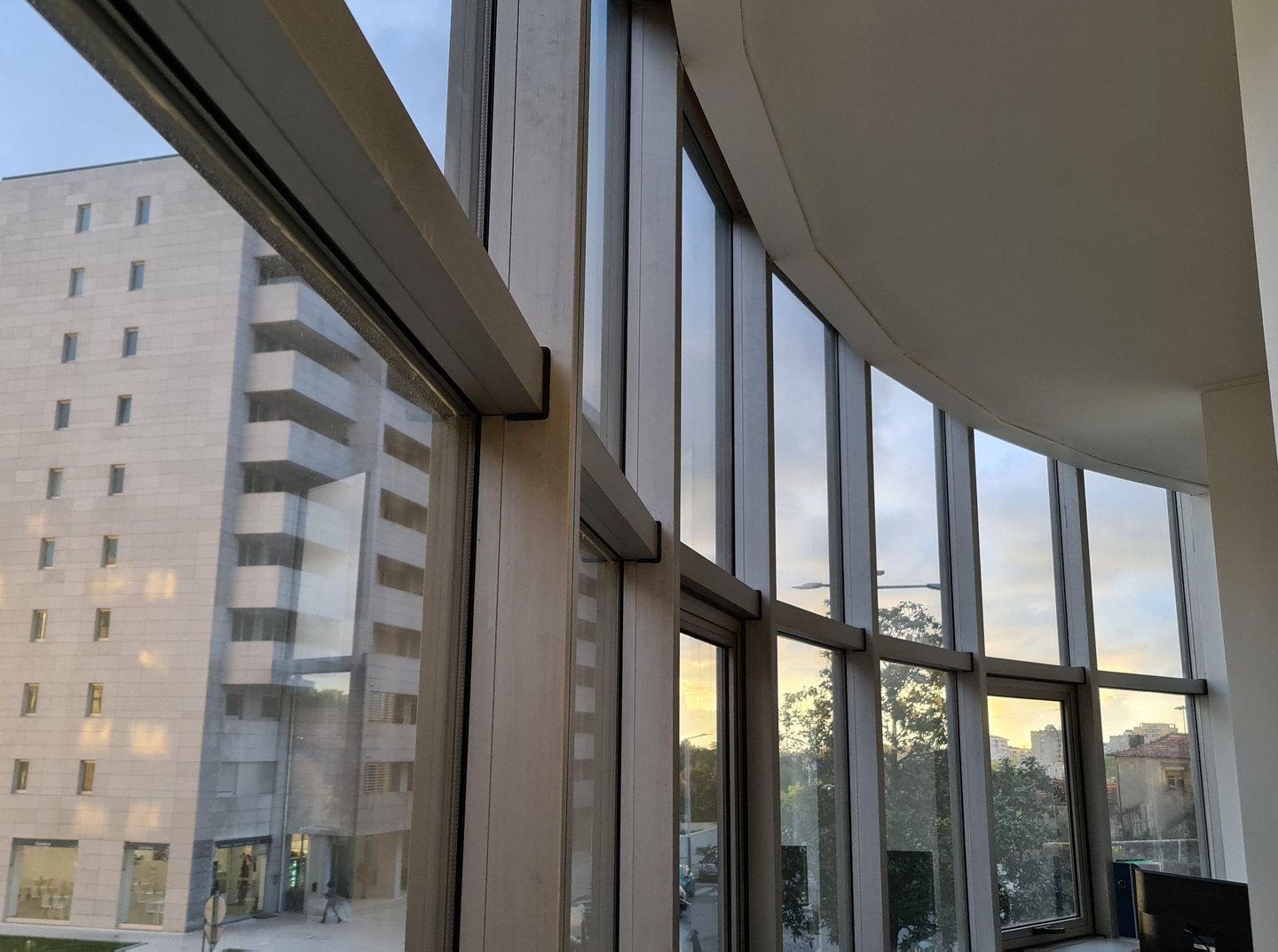 Regado hub, o coworking com mais luz da cidade do Porto