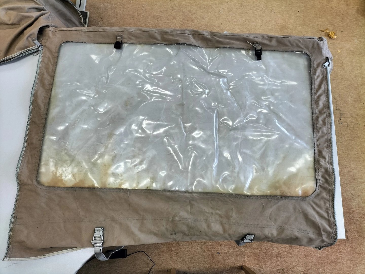 Buiskap ramen vervangen bij Sisu Repair