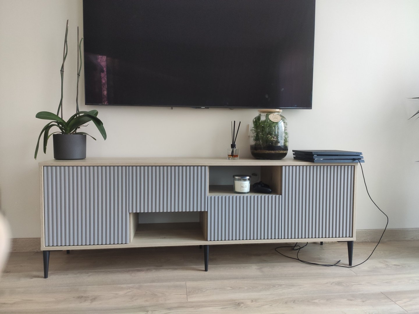 made to measure cabinet with Fluted fronts for living room